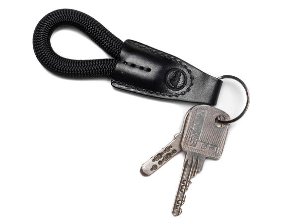 C110081007_Leica-rope-key-chain-black_01_resized.jpg