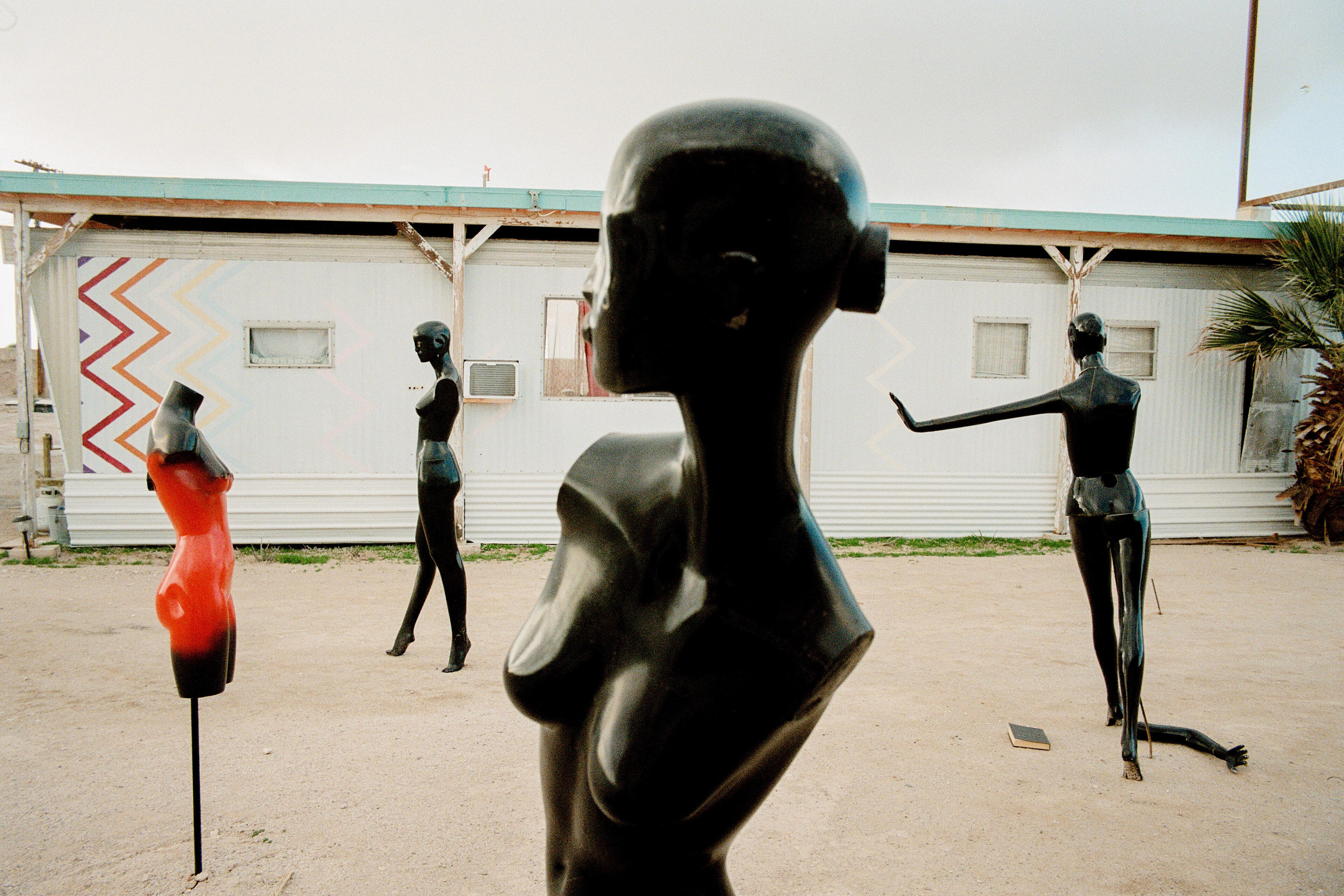 static black figures