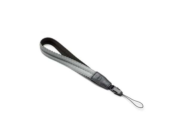 196-83_Leica_handschlaufe_silber_1920px.png