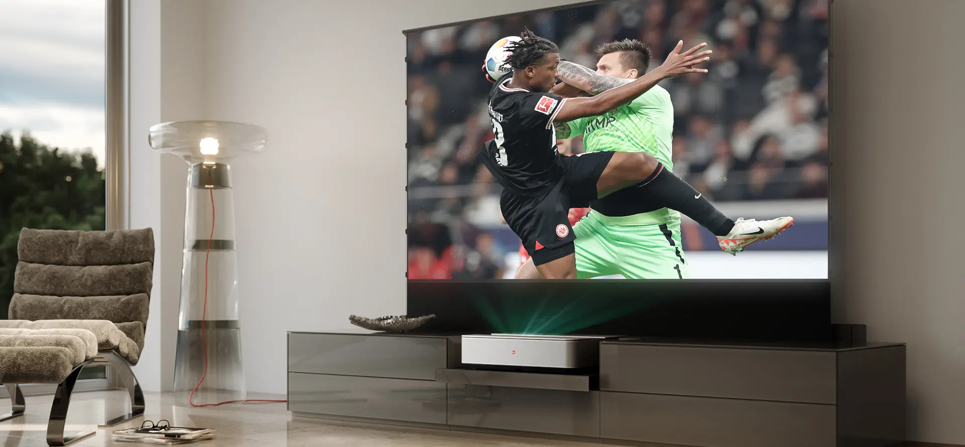 Football Leica Cine1 with motorized screen