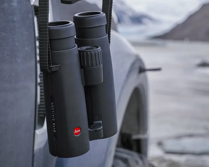 Leica-Binoculars-Noctivid
