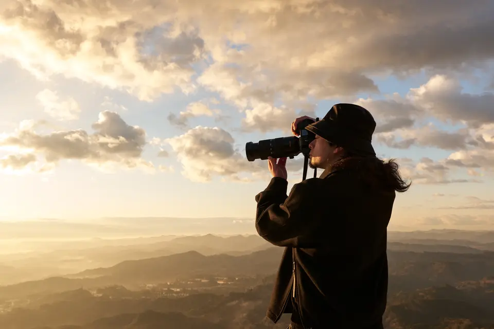 Daisuke Abe captures various shapes with the Leica SL3
