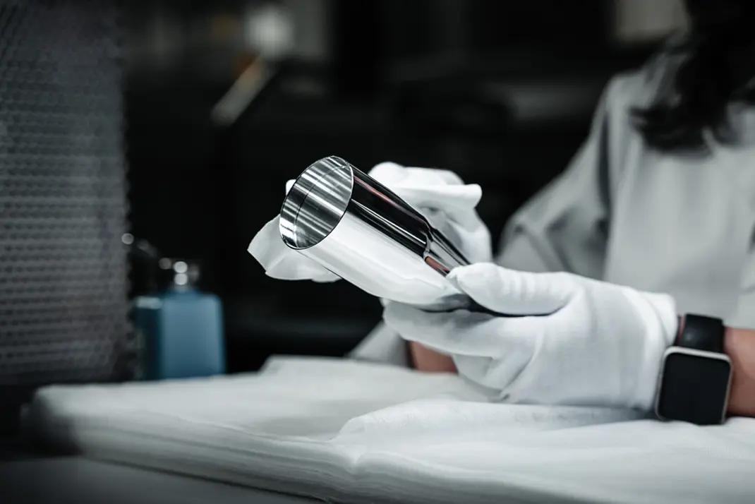 Leica-Fortis-Glossy_Landingpage_1070x714_6.jpg