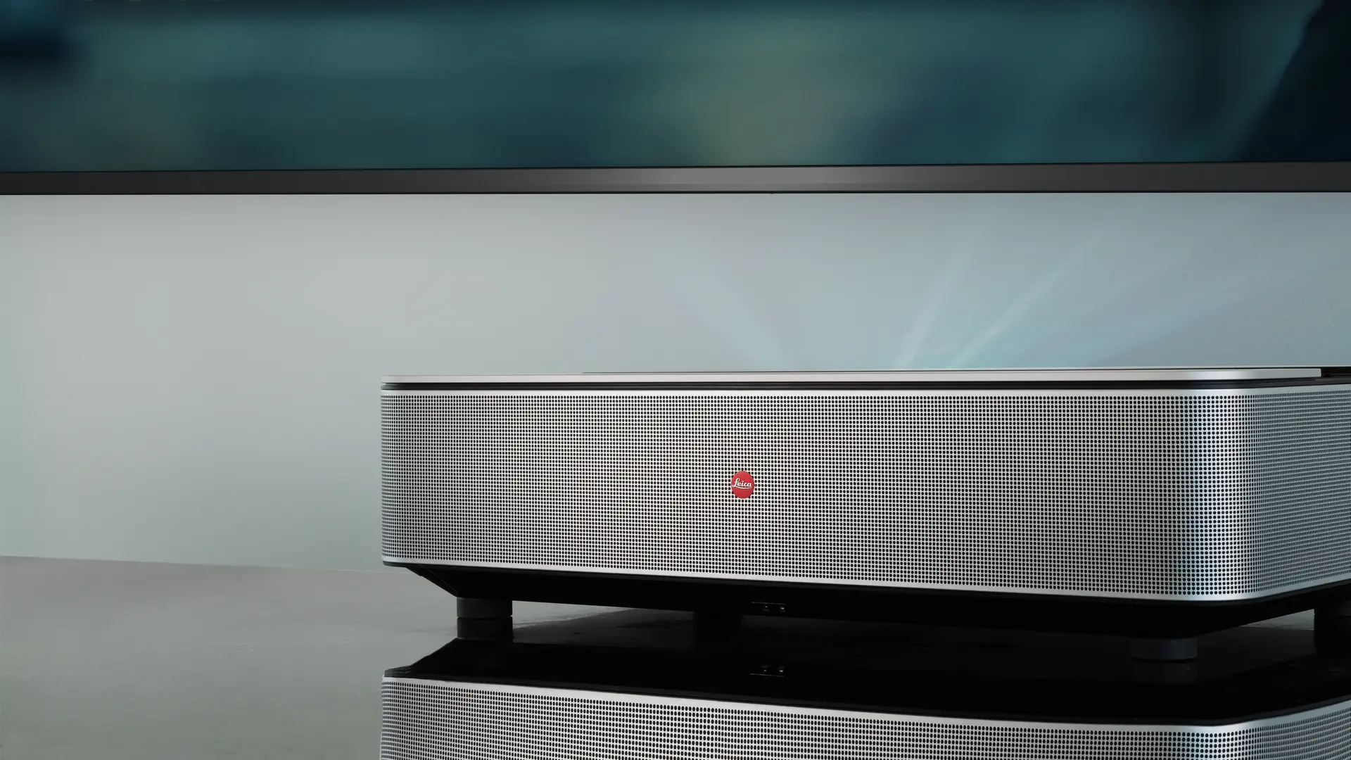 Close-up of the Leica Cine 1.