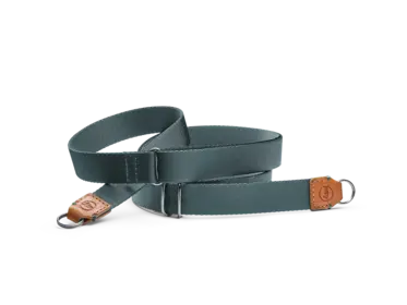 18568_D-Lux 8_carrying-strap-cognac-petrol_1920px.png