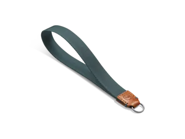 18571_D-Lux 8_wrist-strap-cognac-petrol_1920px.png