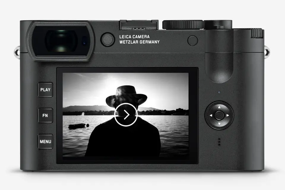Leica Q2 Monochrom BACK 