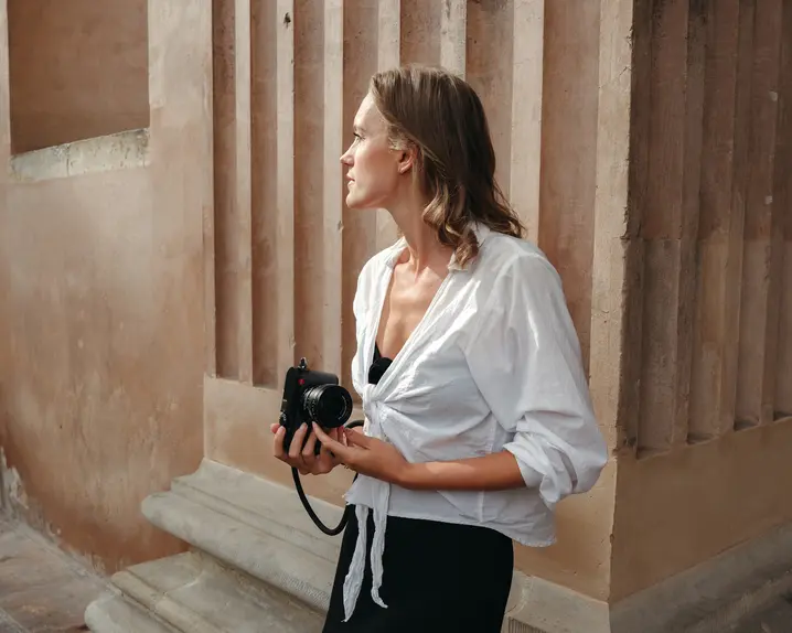 Anna Landstedt with Leica Q3 43