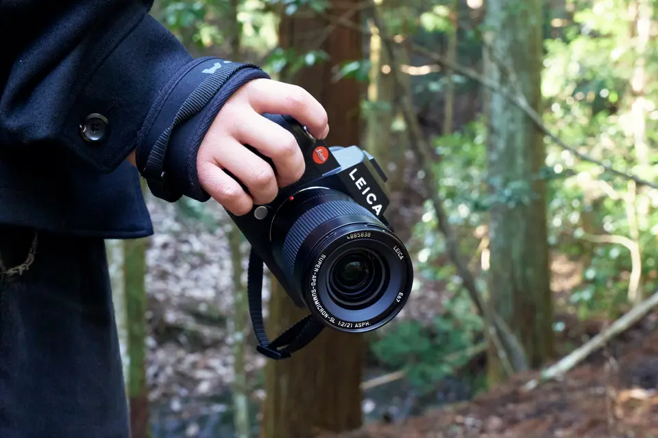 Daisuke Abe captures various shapes with the Leica SL3