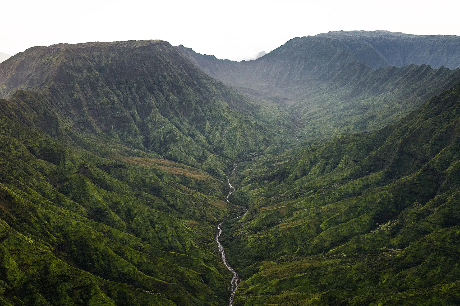 Hawaii's mountain scenery